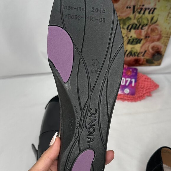 NW/OT or box Vionic Kensley Loafer Black Size 12 - Picture 7 of 15